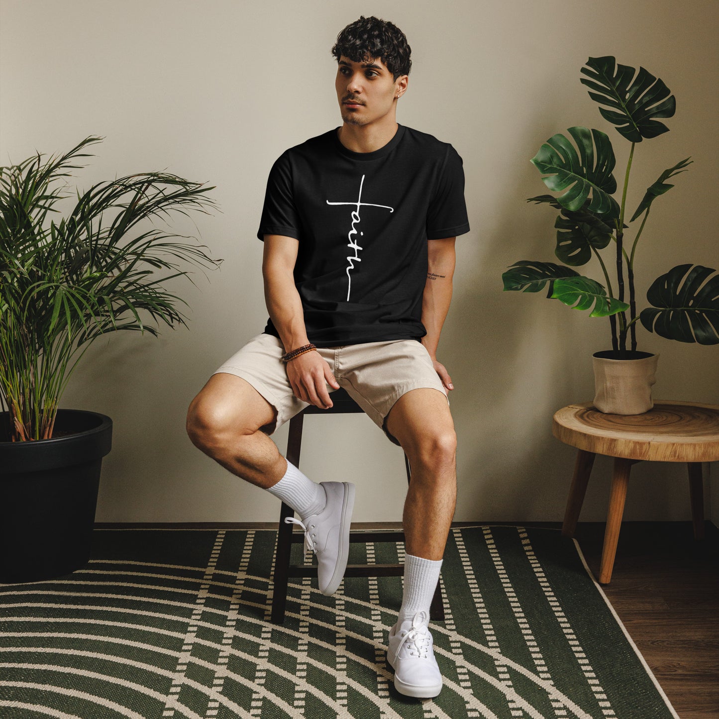 Faith staple t-shirt